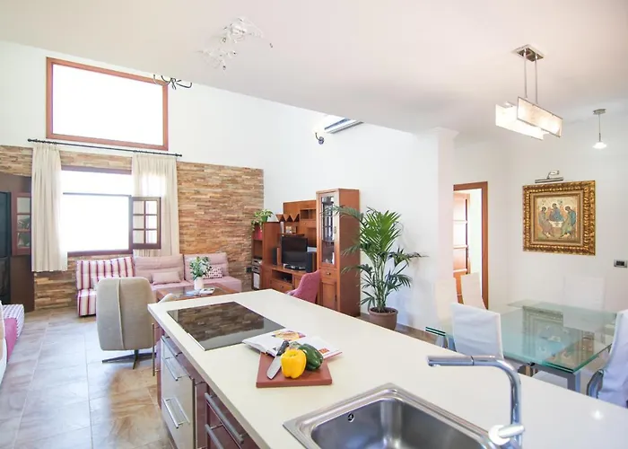 Bed & Breakfast Mogaren *