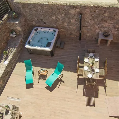 Mogarén: Jacuzzi And Beautiful Views Bed & Breakfast *
